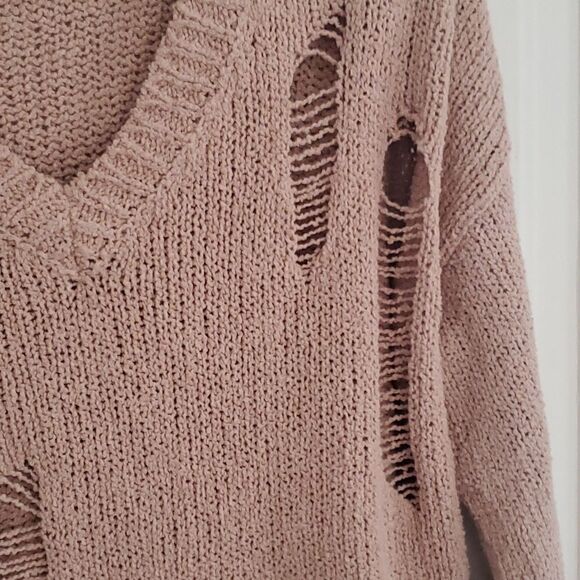 Zara Distressed Vneck Sweater - Picture 3 of 6